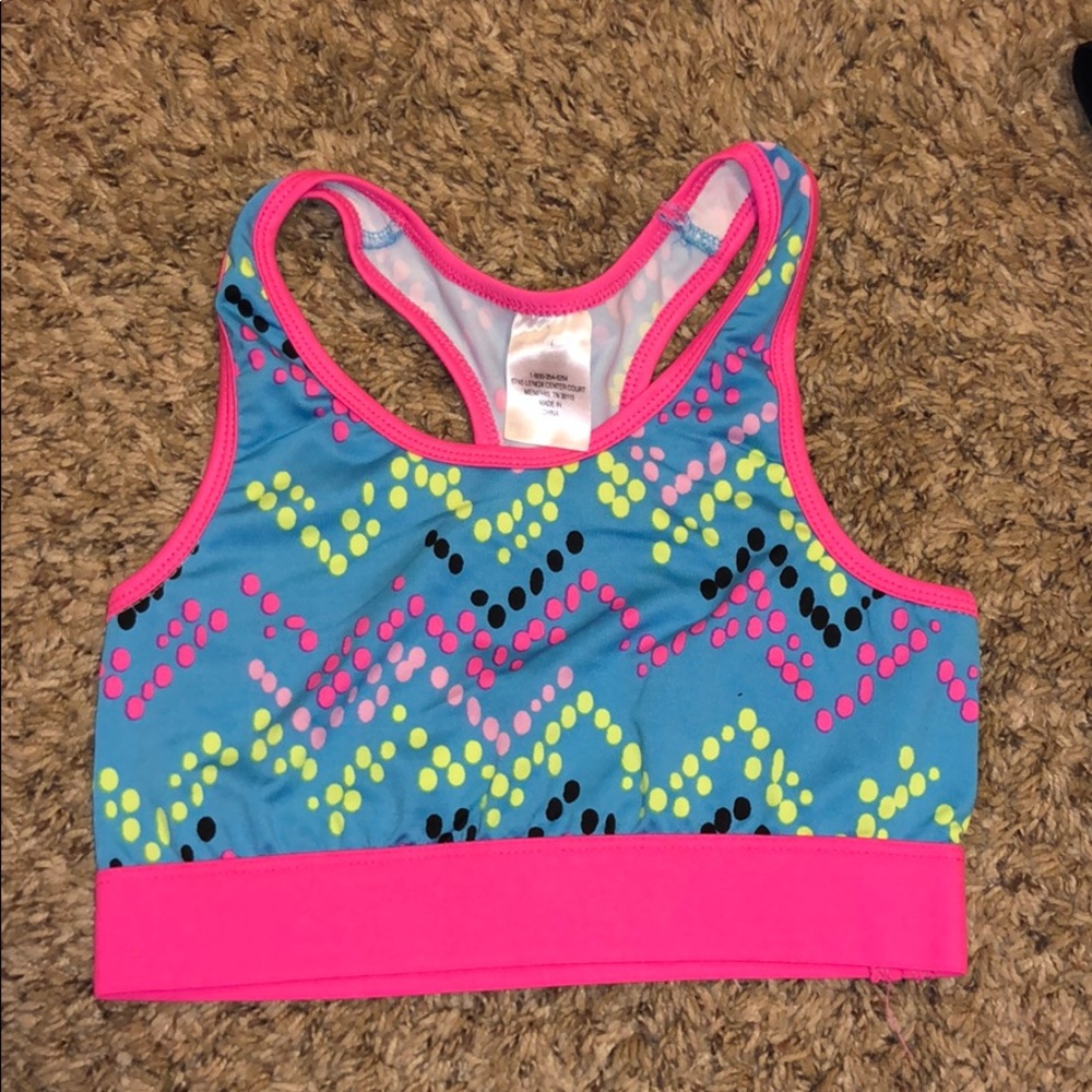 sports bra
